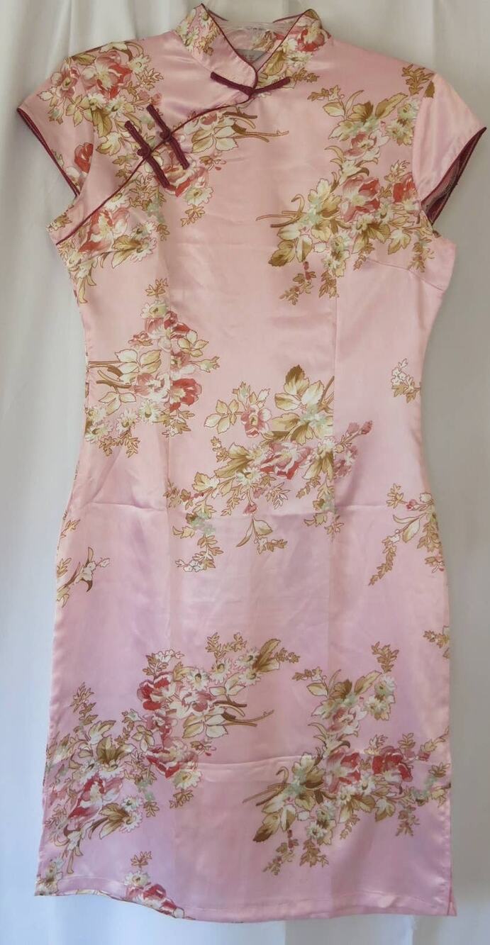 Vintage Asian Dress Cheongsam Qipao Size S***Floral Pink Silk Romantic Soft Girl